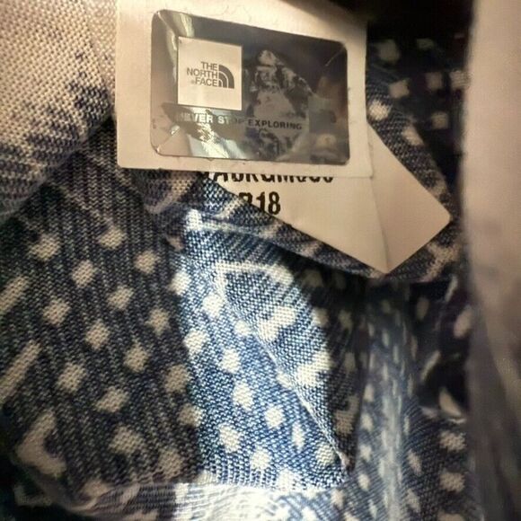 The North Face Cloud Flash Dry Short Sleeve Top Women M Blue White Outdoor Hike - Picture 5 of 7